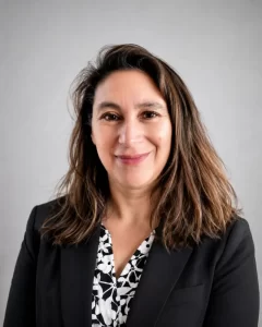 Retrato de Claudia, asistente de atención de Psiquemédica